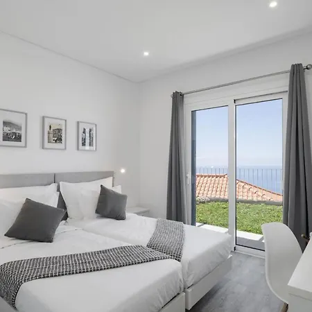 Camacho Xxiv Holiday home Estreito Da Calheta