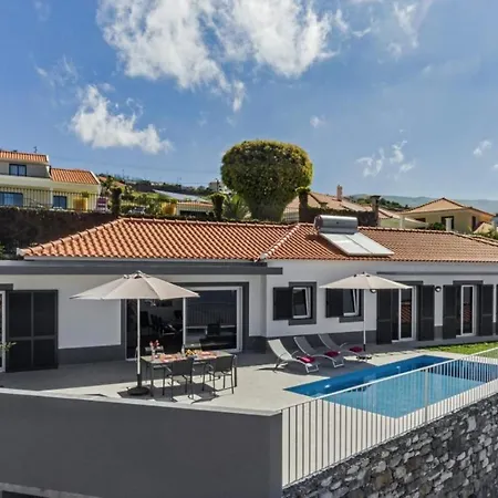 Camacho Xxiv Holiday home Estreito Da Calheta