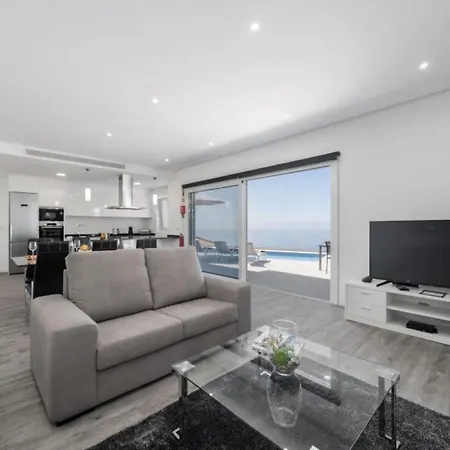 Holiday home Camacho Xxiv Estreito Da Calheta